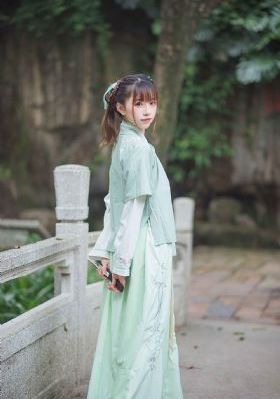 妈妈的朋友.7_十万网红美女美酱