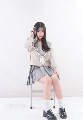 张筱雨《阳光》高清人体2_BD国语天堂在线